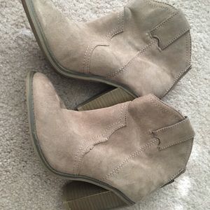 Tan heeled booties